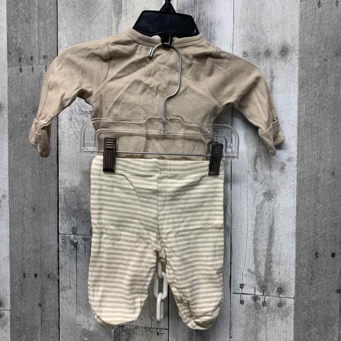 Size Newborn Tan/White Gerber Shirt/Pants