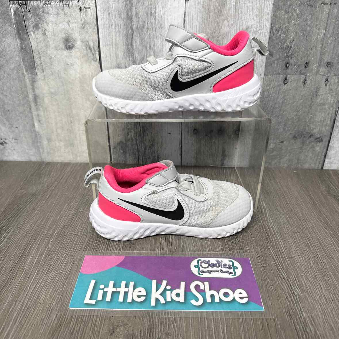 Size 8 Gray/Pink Sport Brand Sneakers