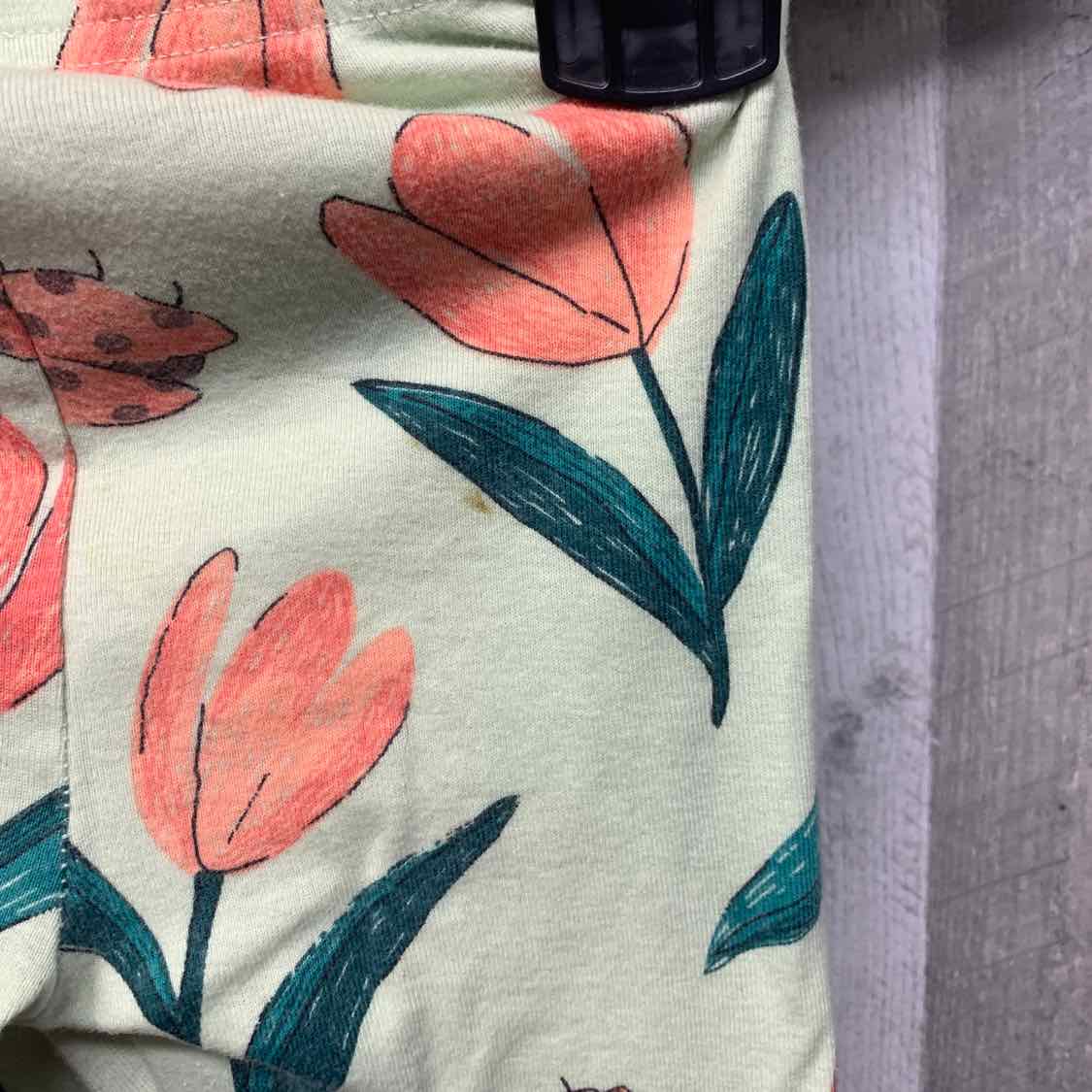 Size 5T Green/Pink Carter's 2pc PJs