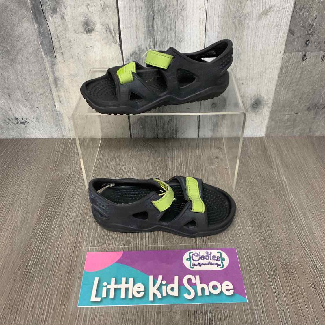 Size 7 Black/Green Crocs Sandals
