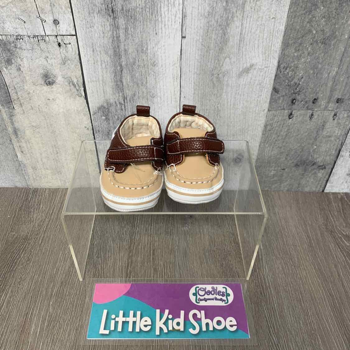 Size 1 Brown/Tan Mid Brand Soft Sole Shoes