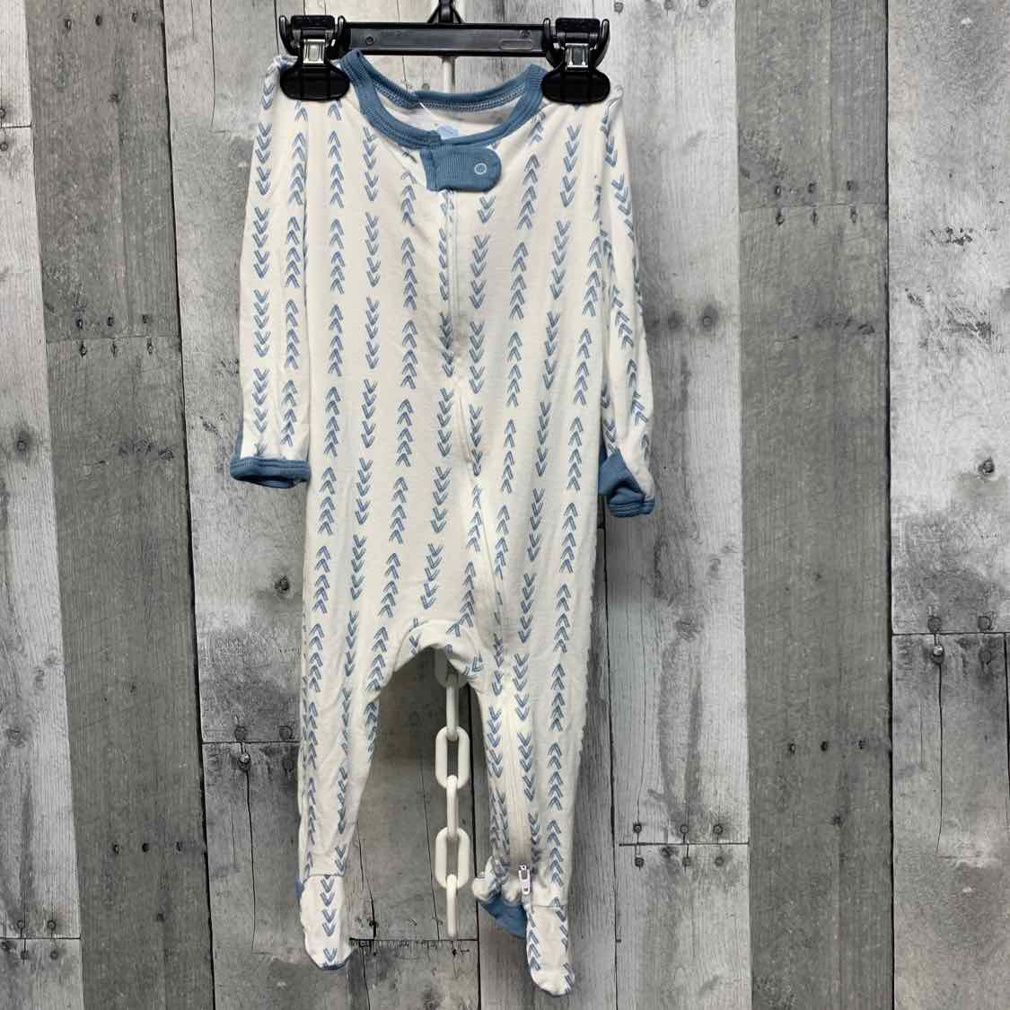 Size 3-6 Months White/Blue Cloud Island Footy PJs