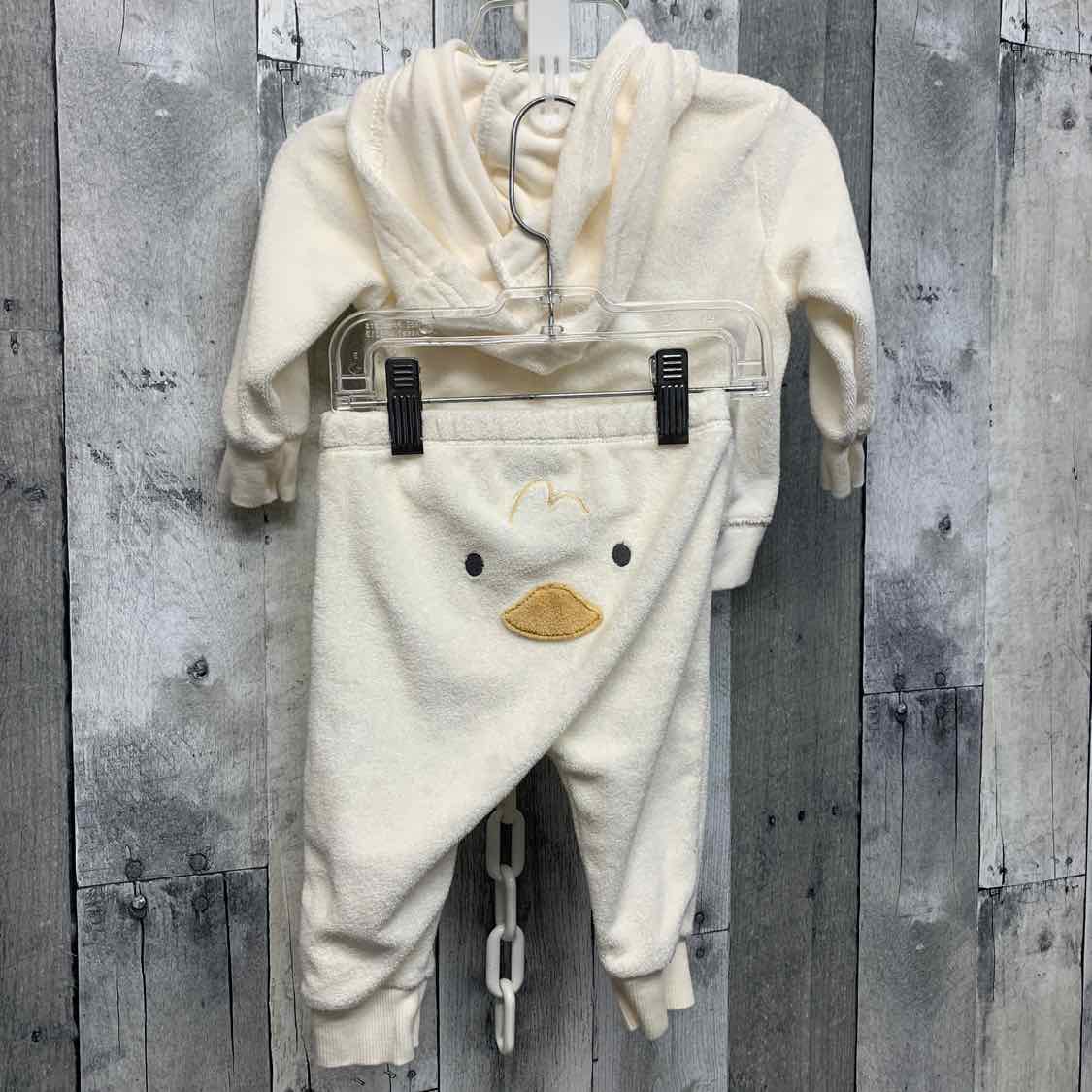 Size 6 Months Ivory/Yellow Carter's Jacket/Pants