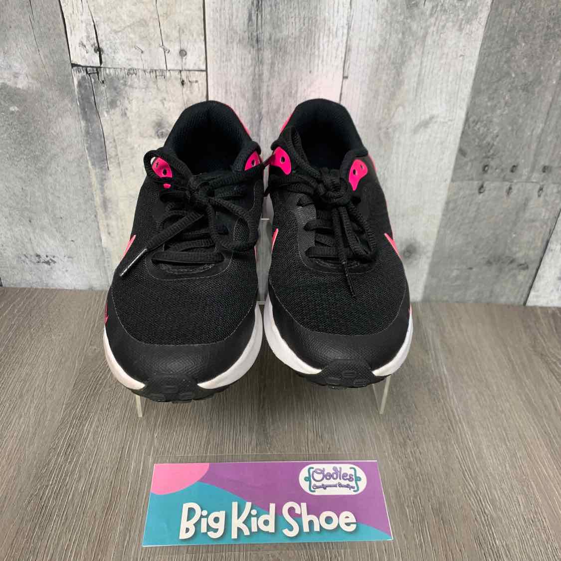 Size 2 Black/Pink Sport Brand Sneakers