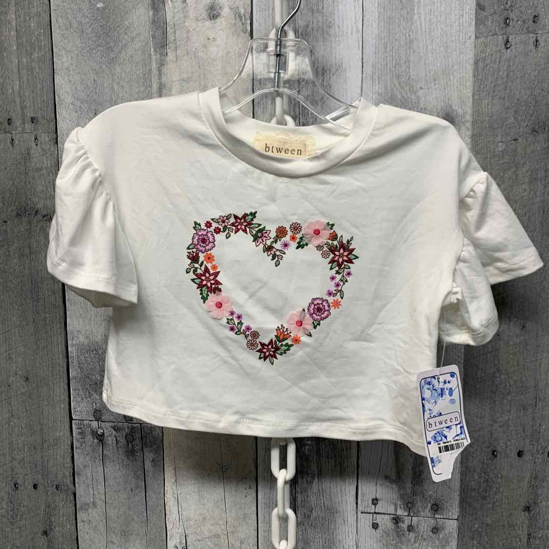 Size 2T White Graphic Btween T Shirt