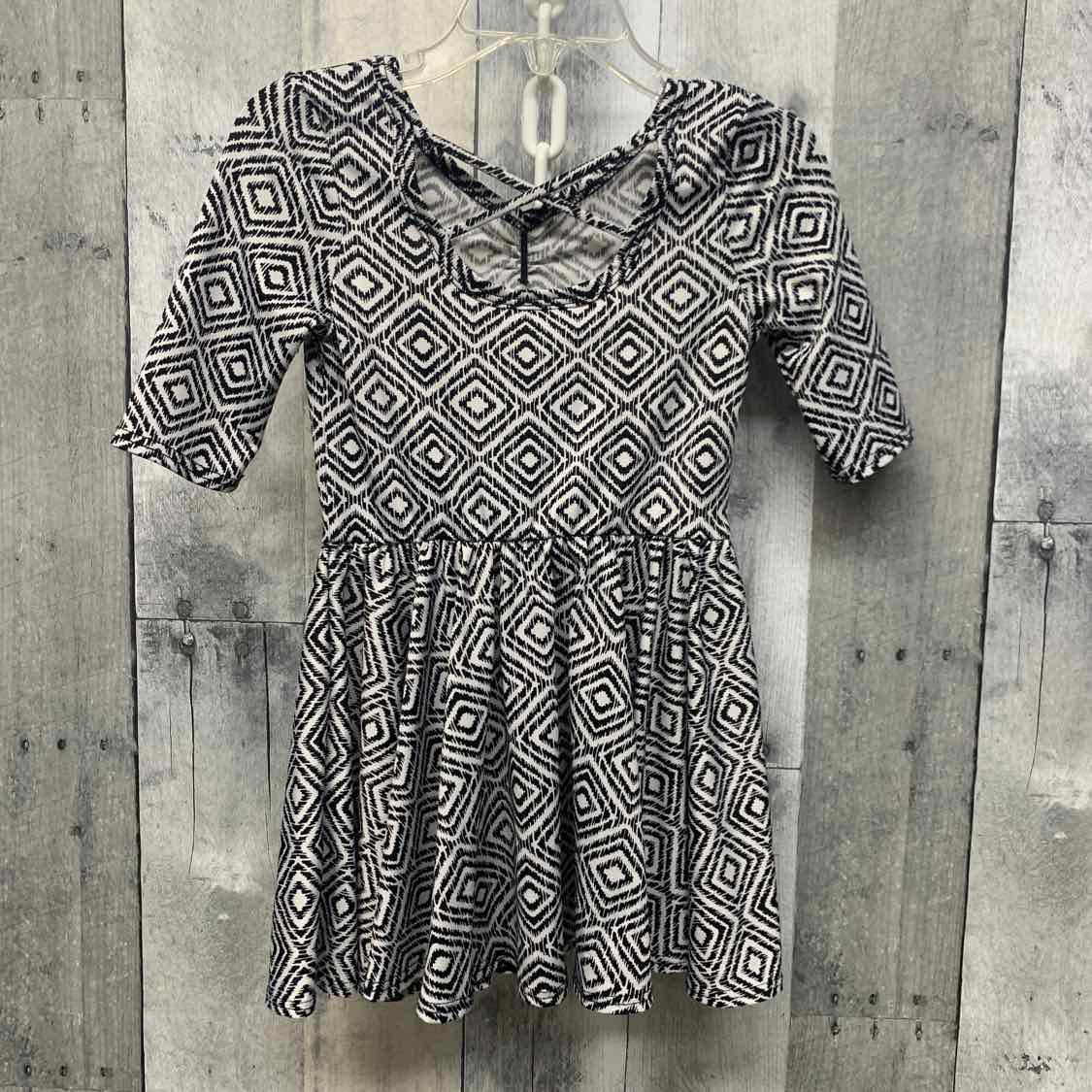 Size 2T Black/White Dot Dot Smile Dress