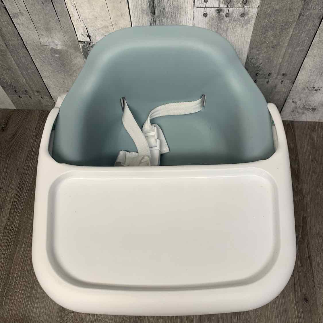 Monbebe White/Blue Booster