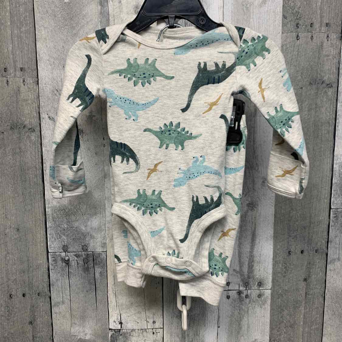 Size 3 Months Gray Print Just One You Shirt/Pants