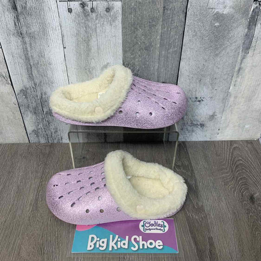 Size 2 Purple/Ivory Extremely Me Loafers