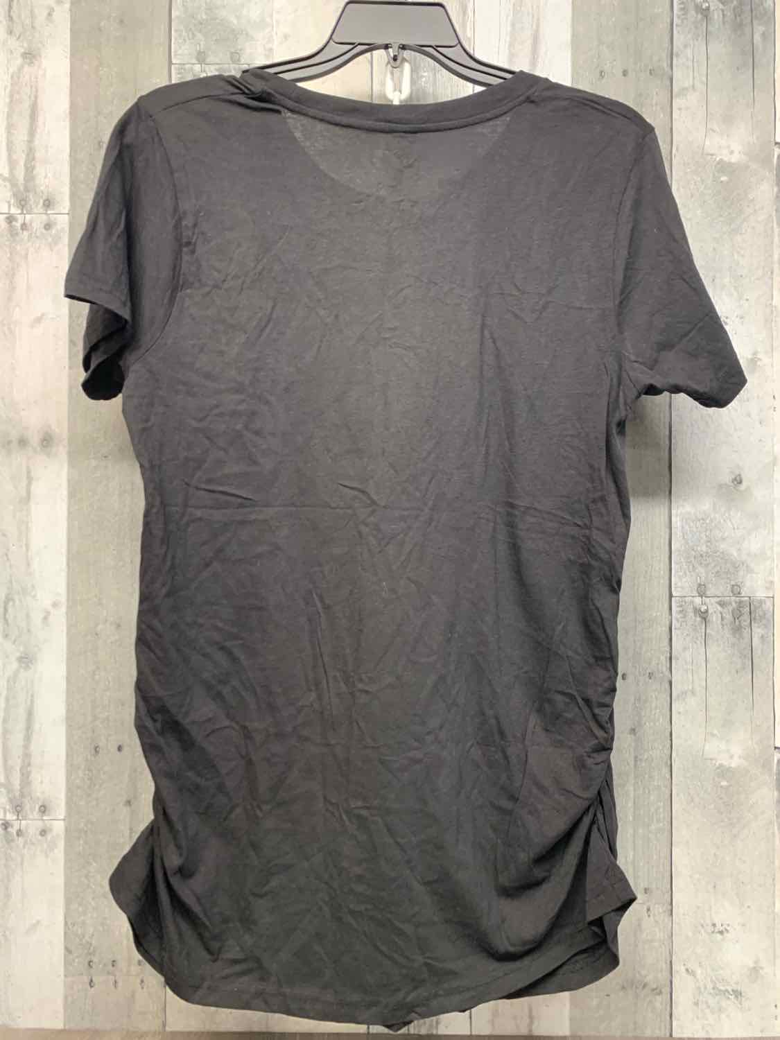Size 2X Black Mid Brand T Shirt