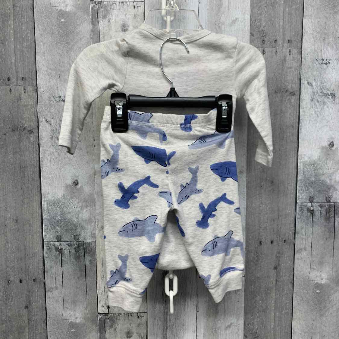 Size 6 Months Gray Carter's Shirt/Pants