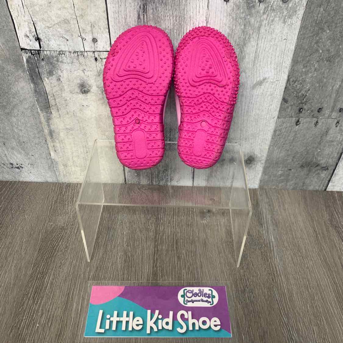 Size 5/6 Pink Print Disney Water Shoes