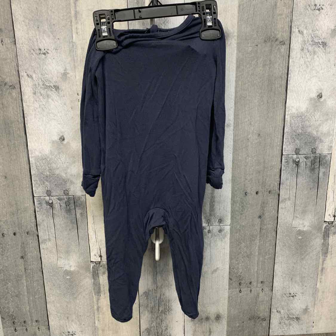 Size 6 Months Navy Carter's Footy PJs