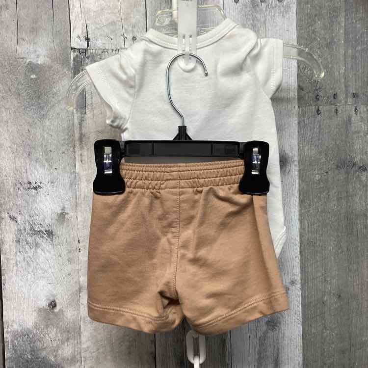 Size 3 Months White/Tan Sport Brand Shirt/Shorts - OodlesCB