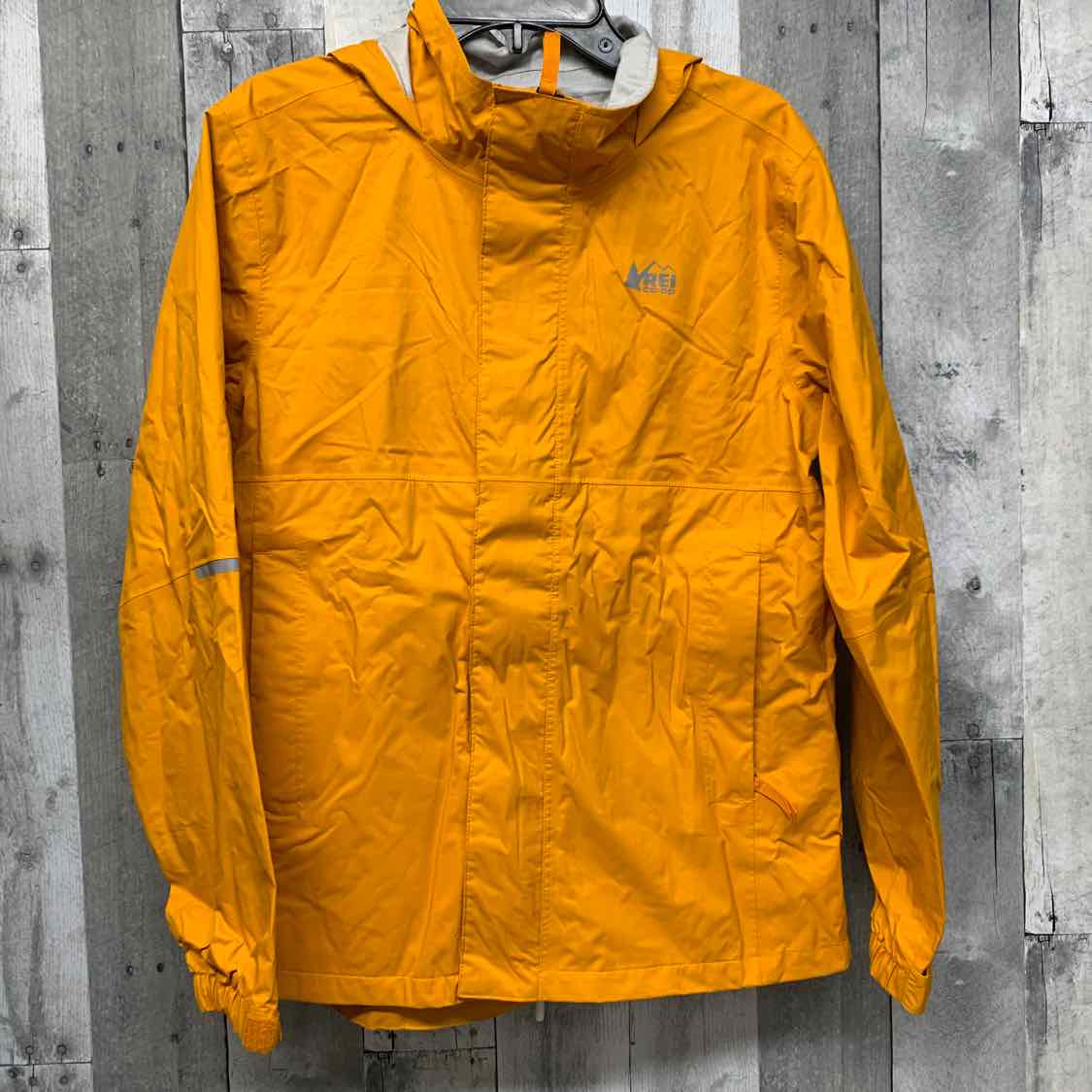 Size Large Yellow Name Brand Light Jacket