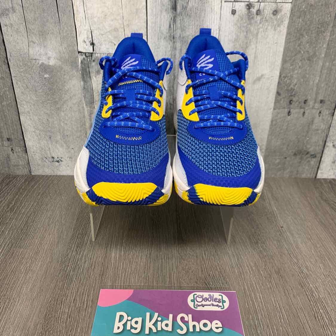 Size 5.5 Blue/Yellow Sport Brand Sneakers