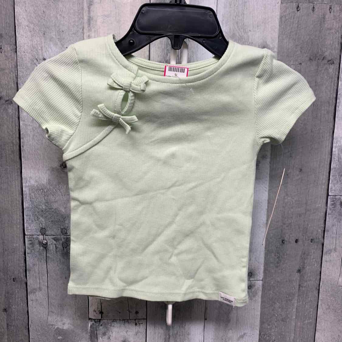 Size 4/5 Green Levi T Shirt