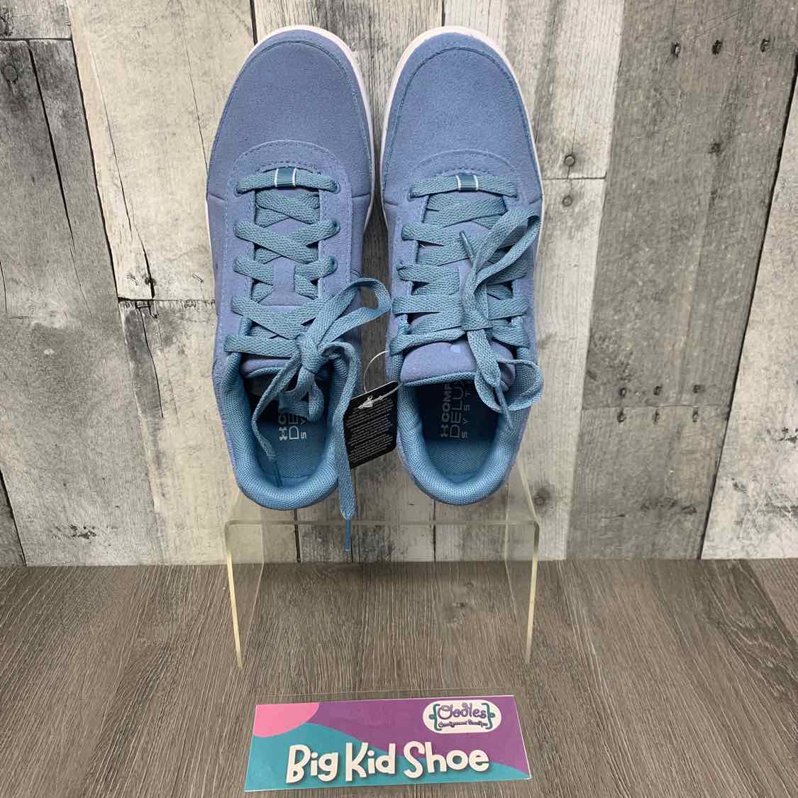 Size 5.5 Blue/White Sport Brand Sneakers