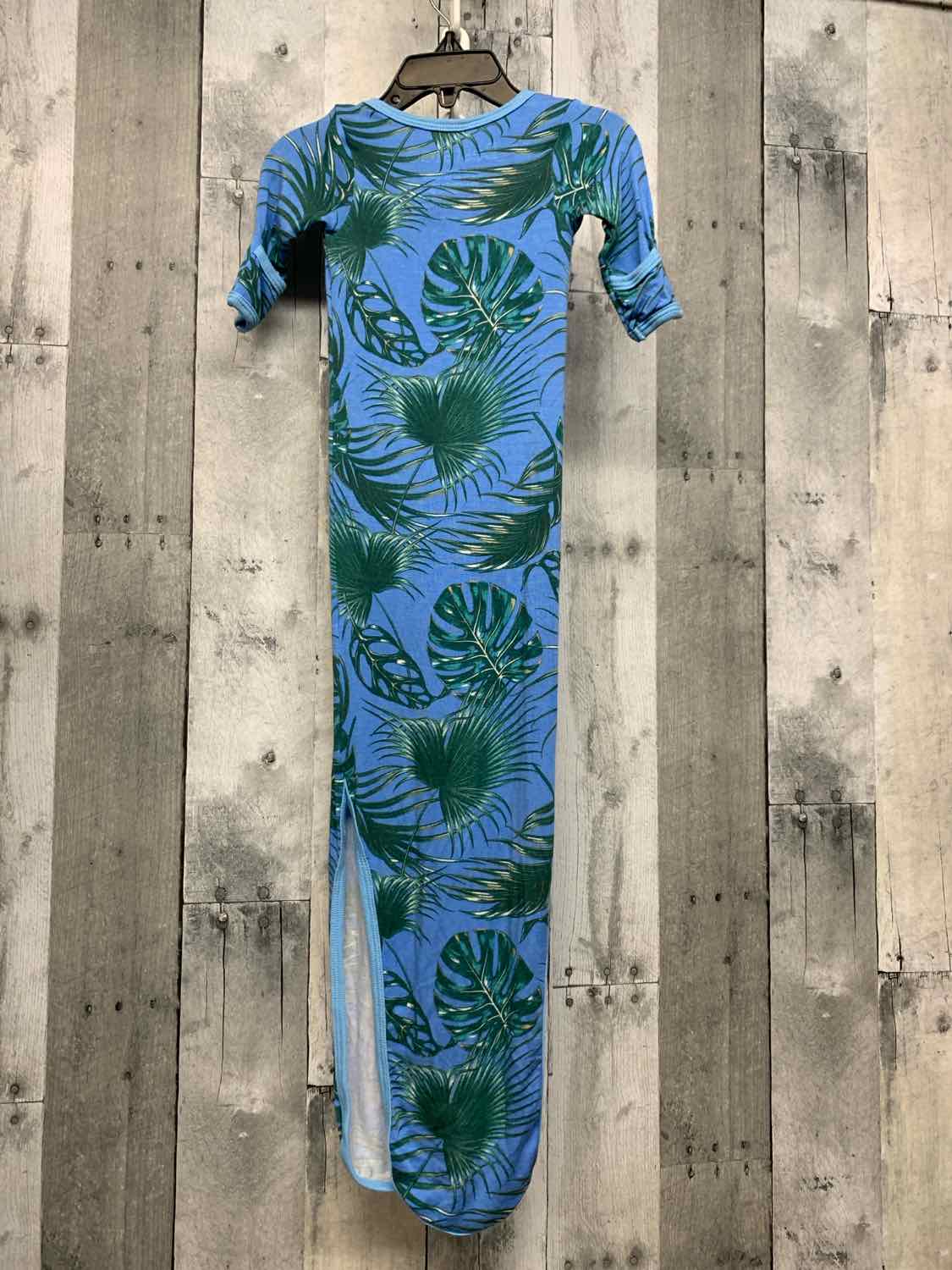 Size 0-3 Months Blue Print Bamboo Layette