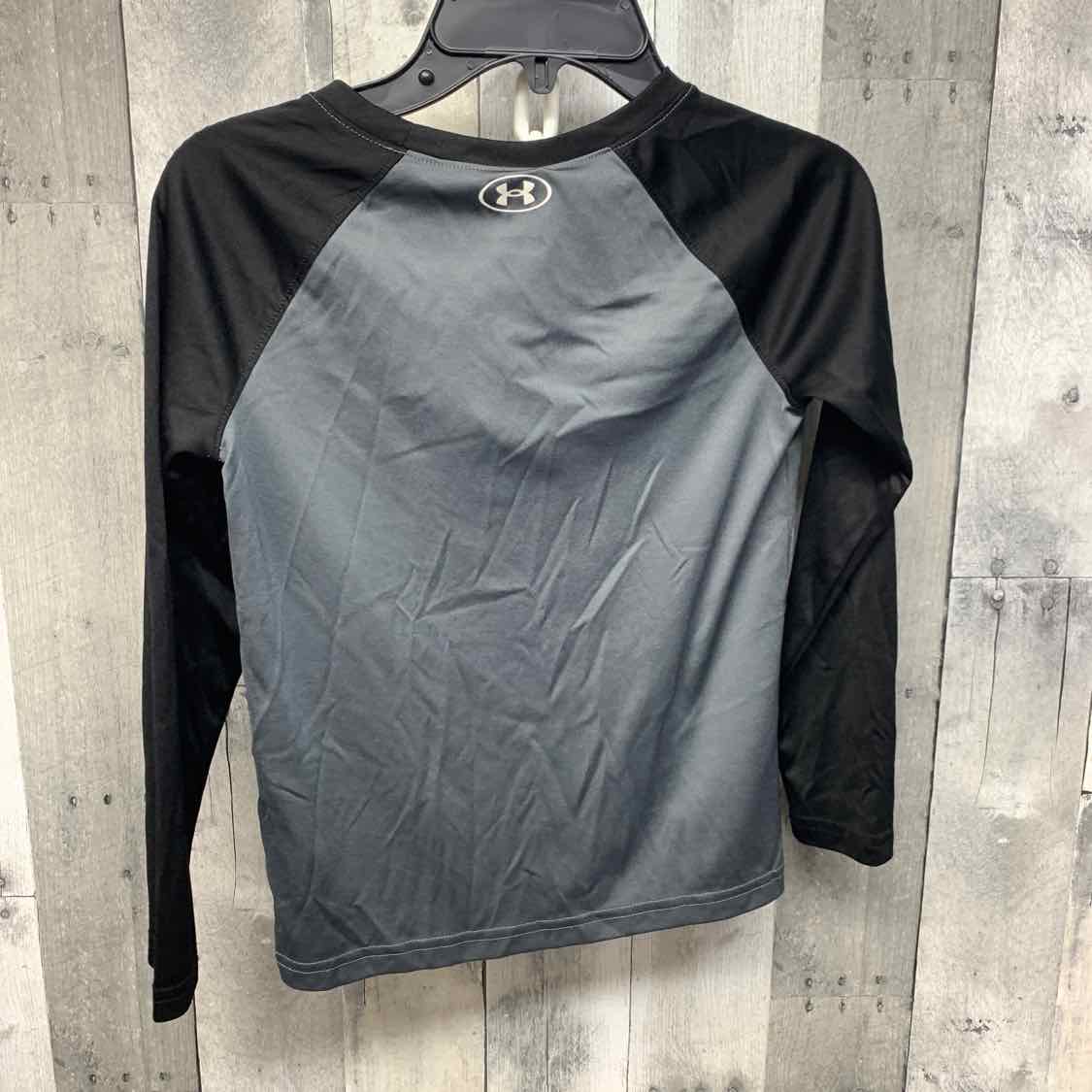 Size 7 Gray/Black Sport Brand Long Sleeve Shirt