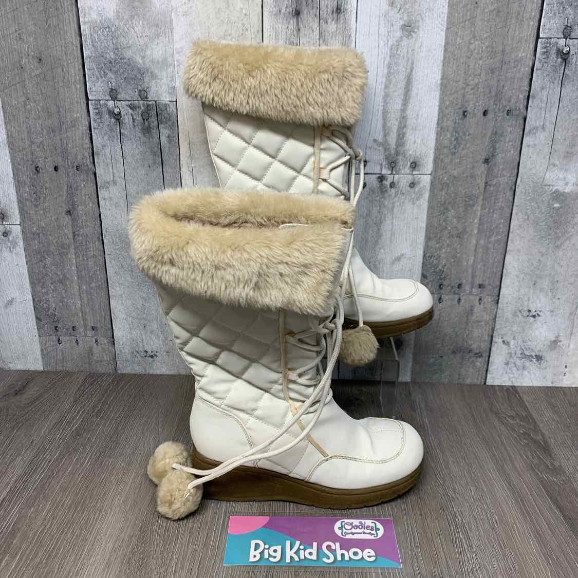 Size 6.5 White Mudd Snow Jacket