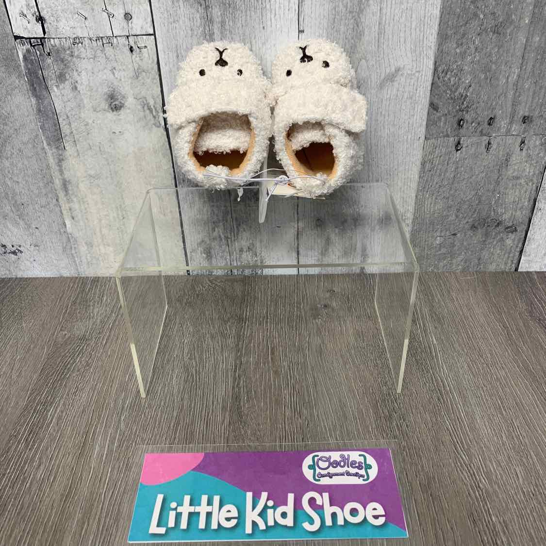 Size 0-3 Months White Cat & Jack Soft Sole Shoes