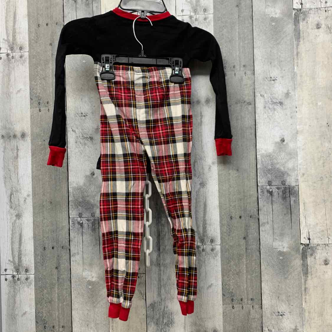 Size 4T Black/Red Children's Place 2pc PJs