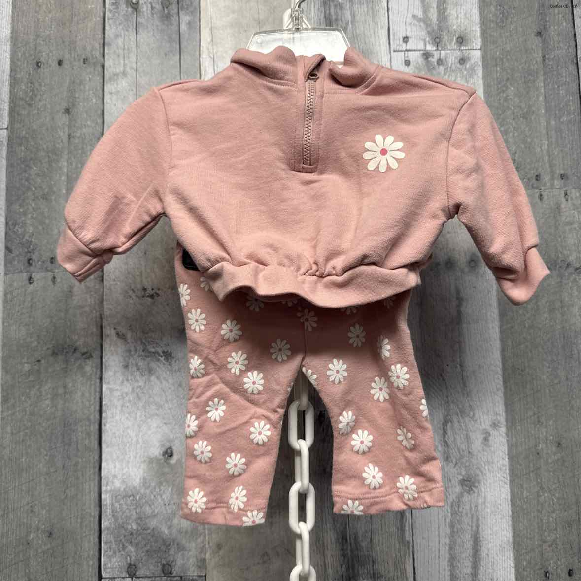 Size Newborn Pink Cat & Jack Shirt/Pants