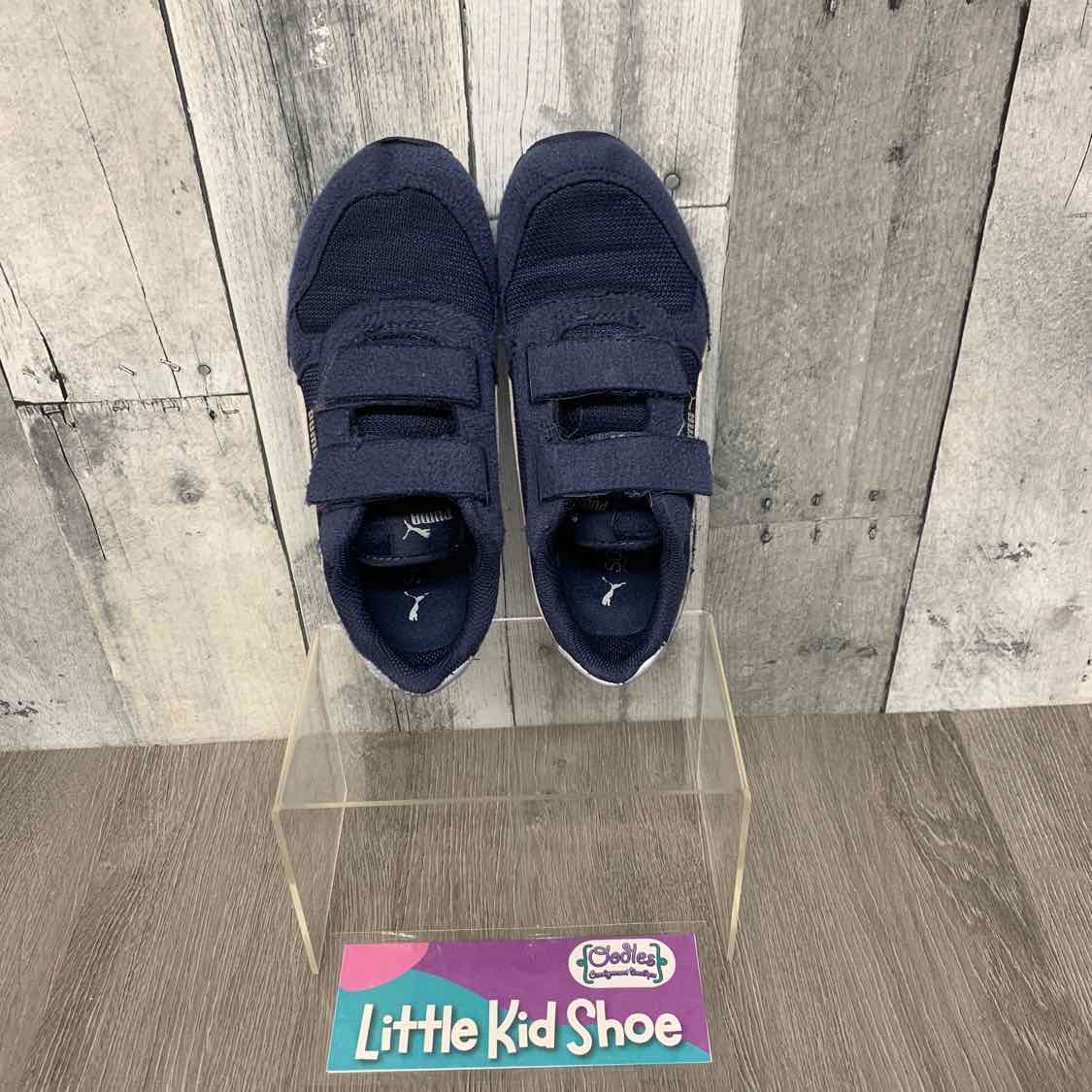 Size 13.5 Navy/White Puma Sneakers