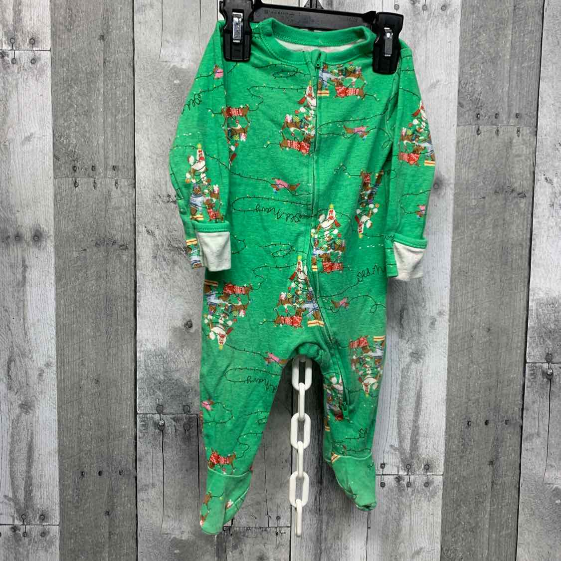 Size 6-9 Months Green Print Old Navy Footy PJs