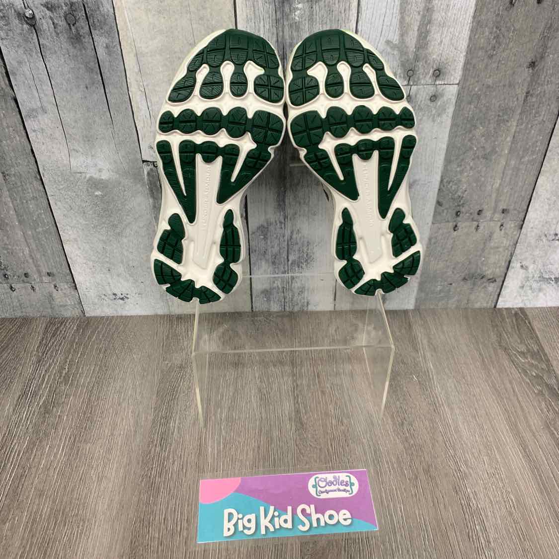 Size 3.5 Green Sport Brand Sneakers