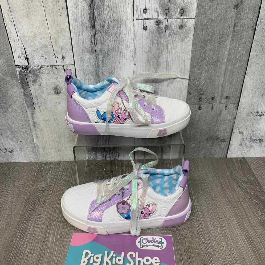 Size 1 White/Purple B Brand Sneakers