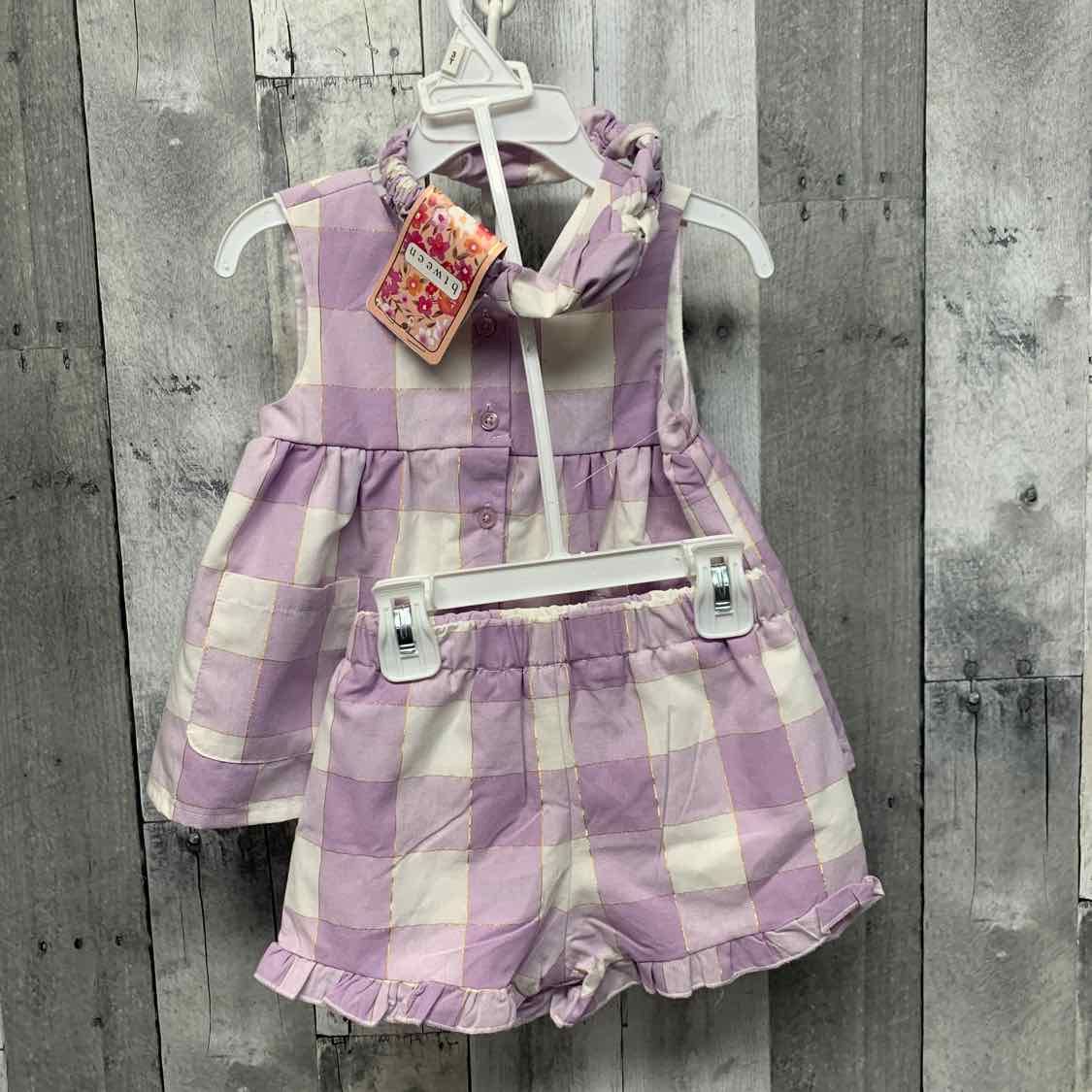 Size 3T Purple/White Btween Shirt/Shorts