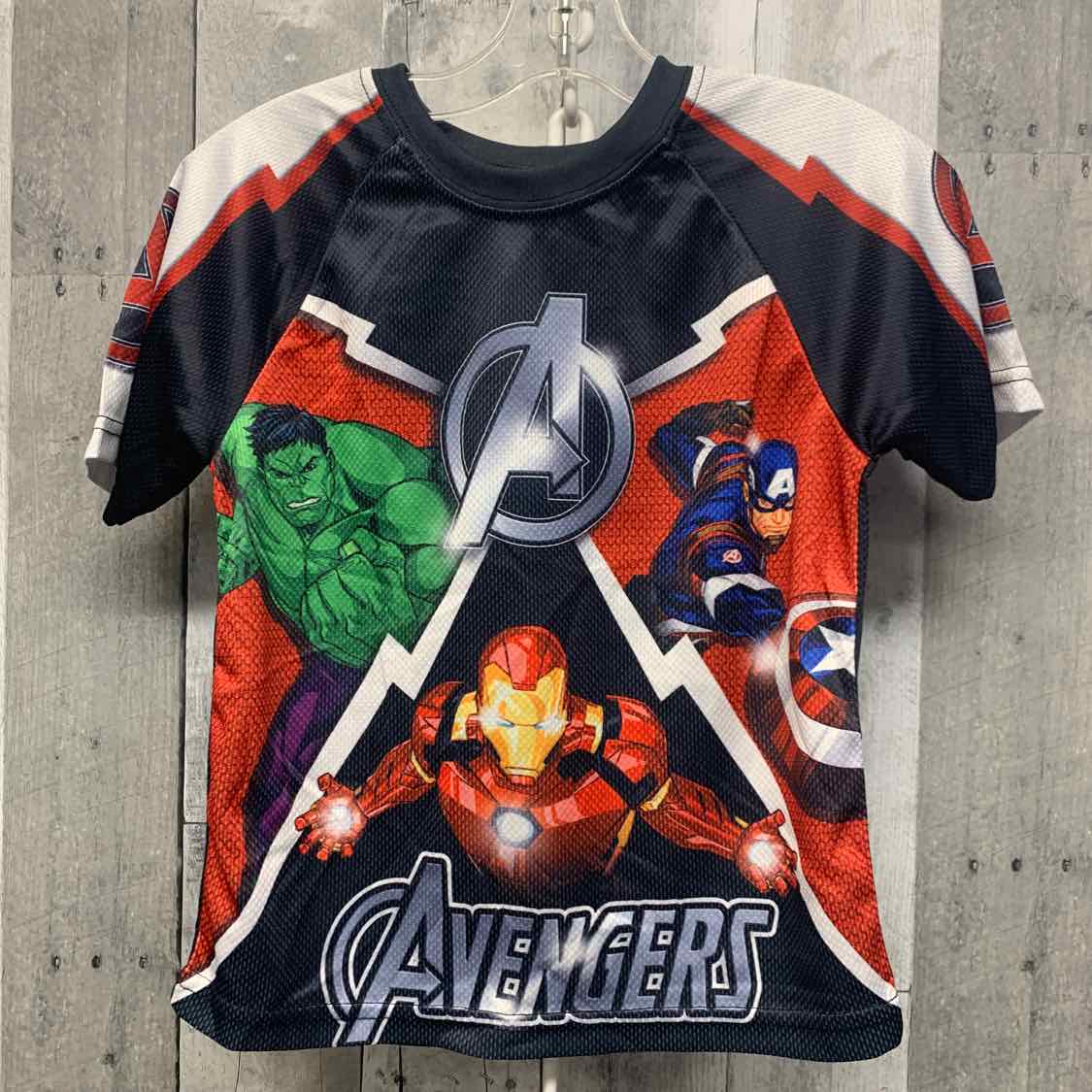 Size 7 Black Marvel T Shirt