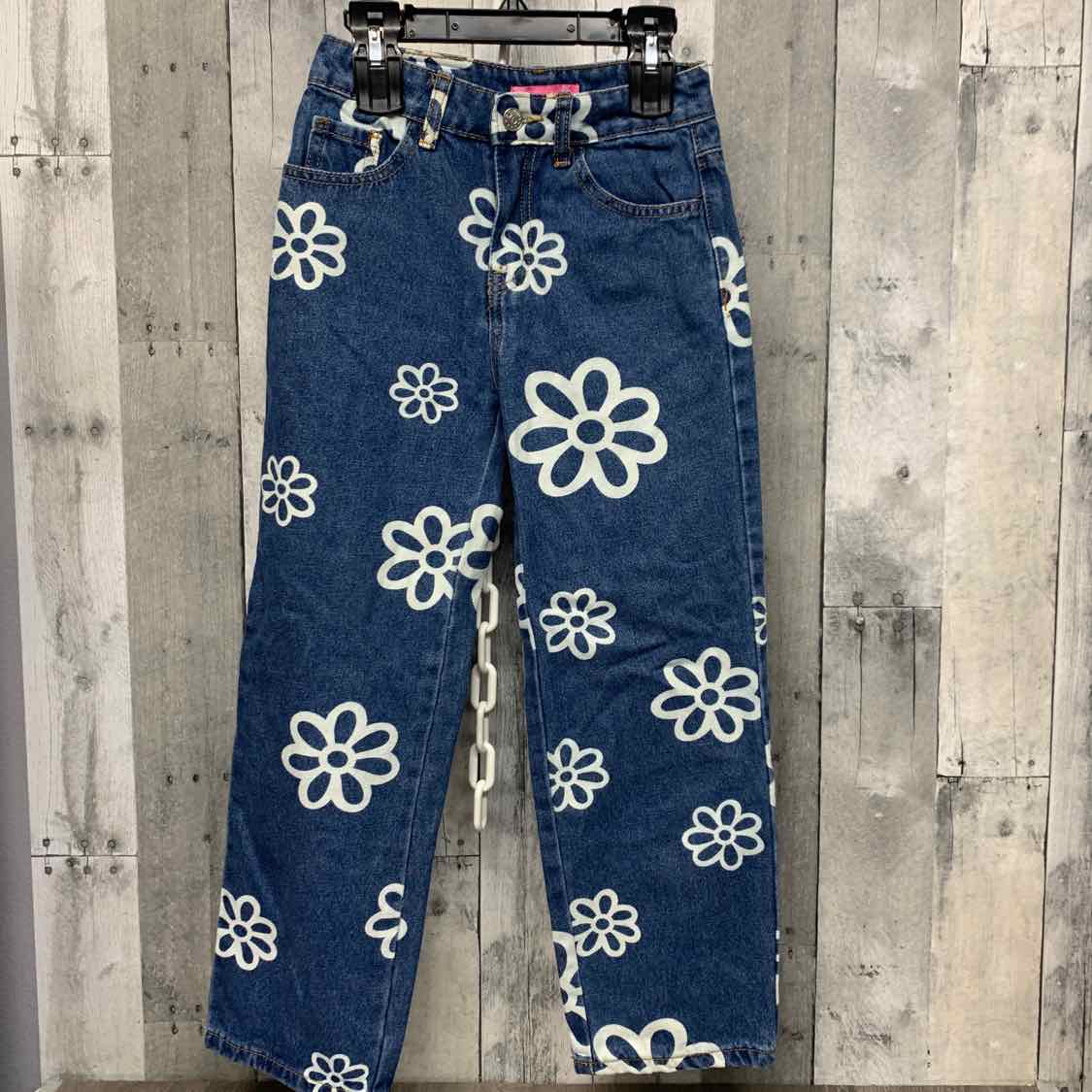 Size 8 Denim/White B Brand Jeans