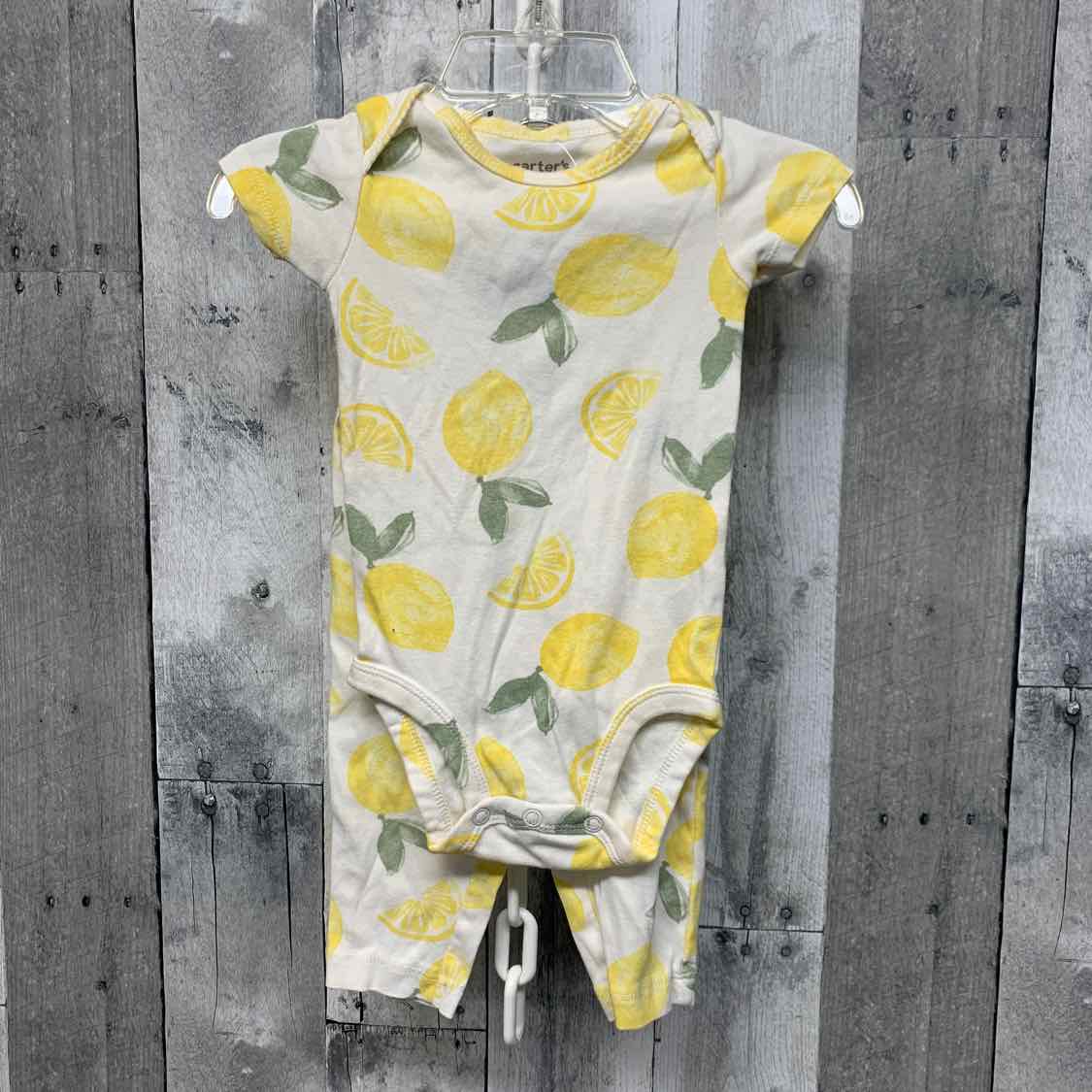 Size 6 Months Yellow/White Carter's Shirt/Leggings