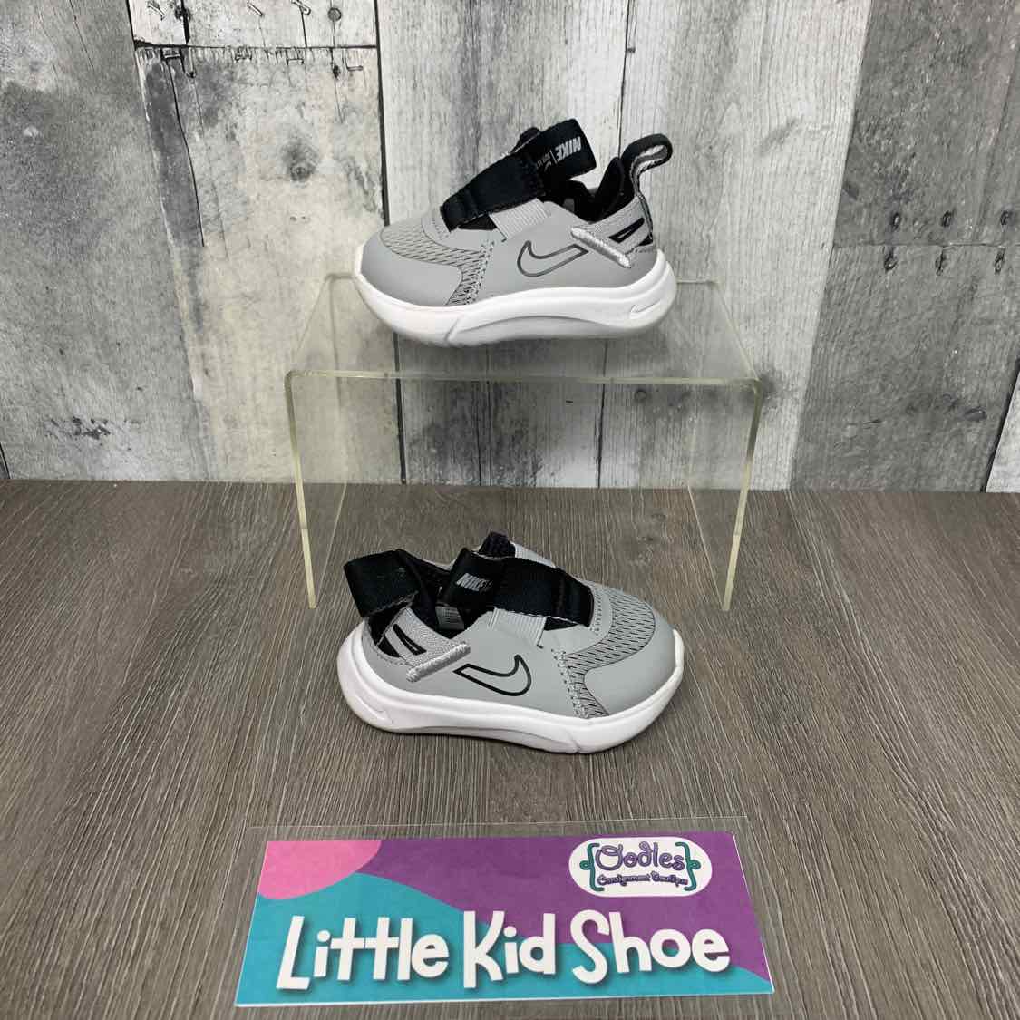Size 3 Gray/Black Sport Brand Sneakers
