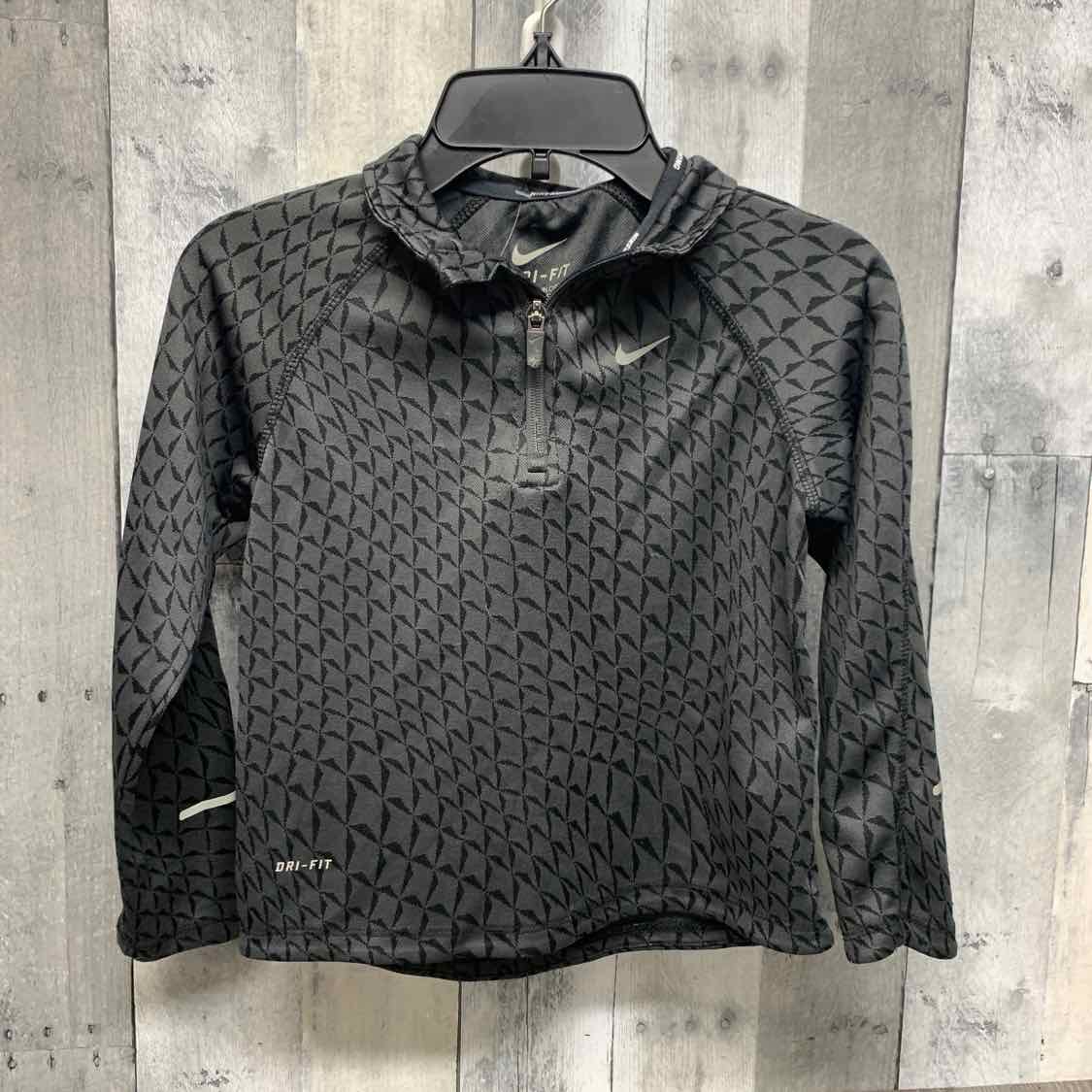 Size 7 Gray Print Sport Brand Pull Over