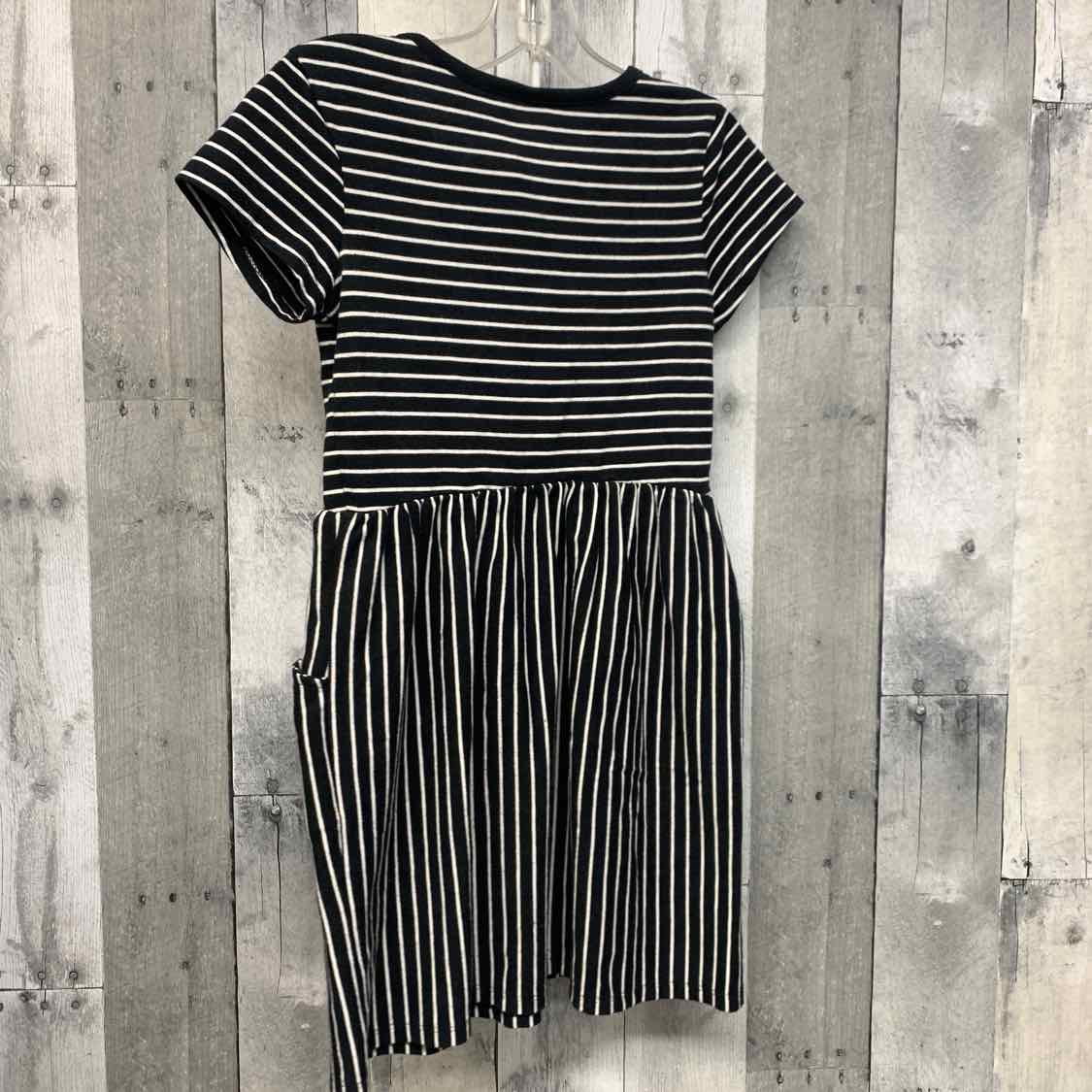 Size Medium Black/White Cat & Jack Dress