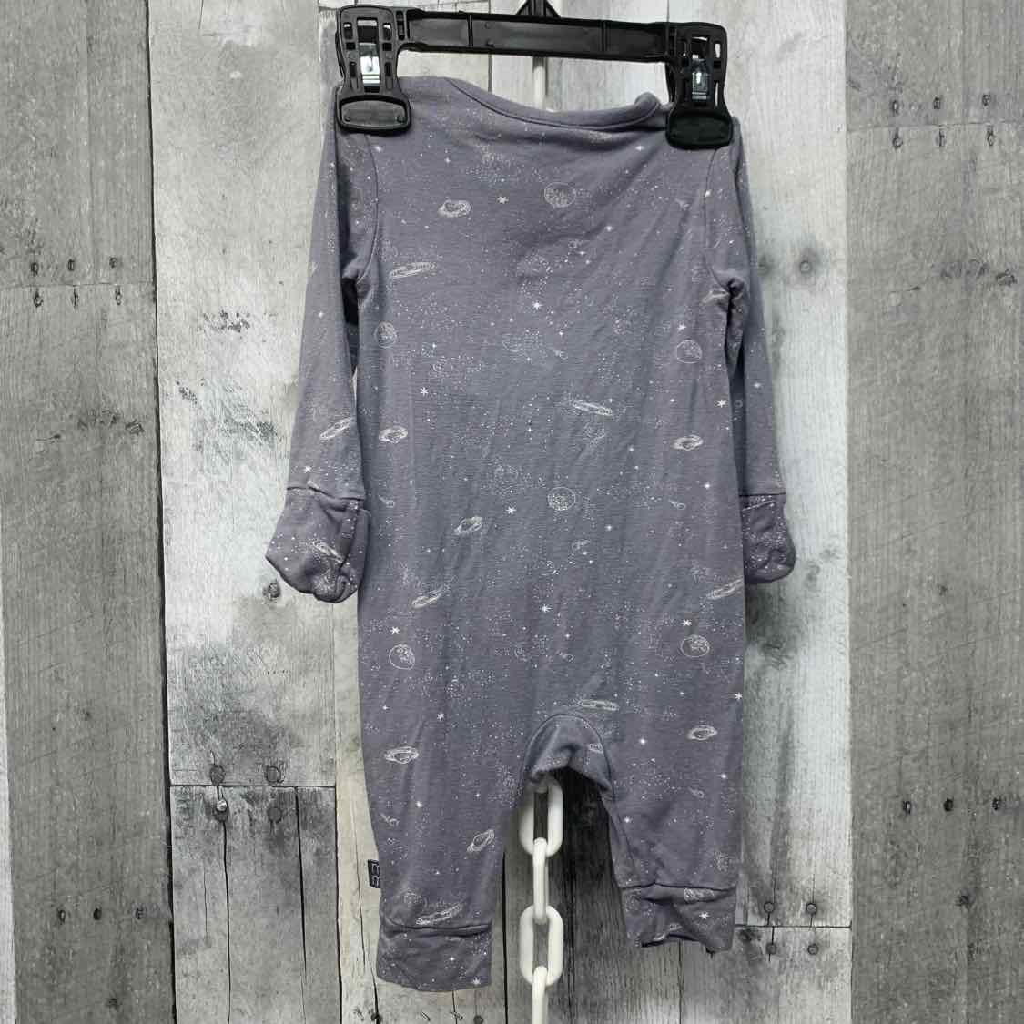 Size 0-3 Months Gray Print Modern Moments by Gerber Footy PJs