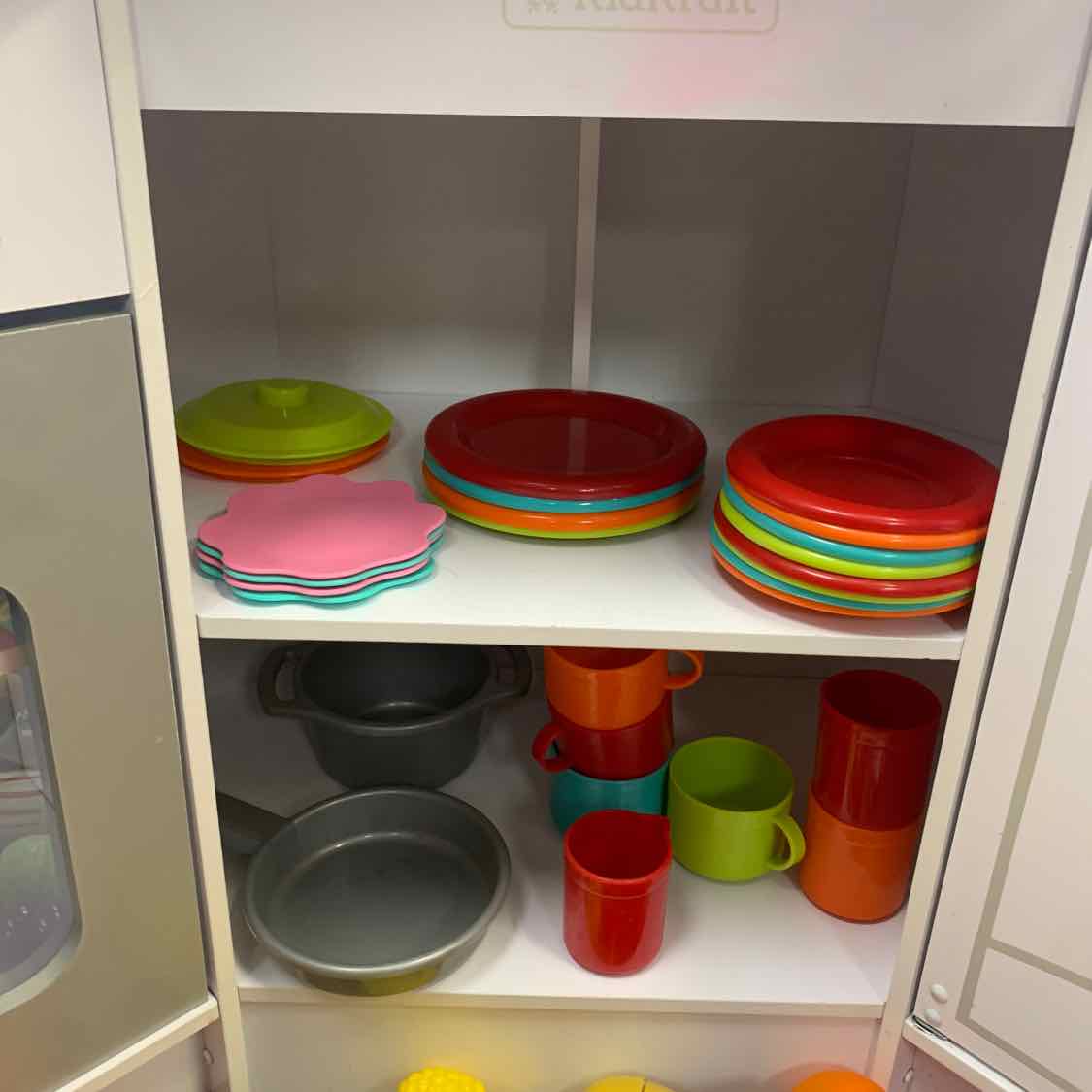 KidKraft White Kitchen Set