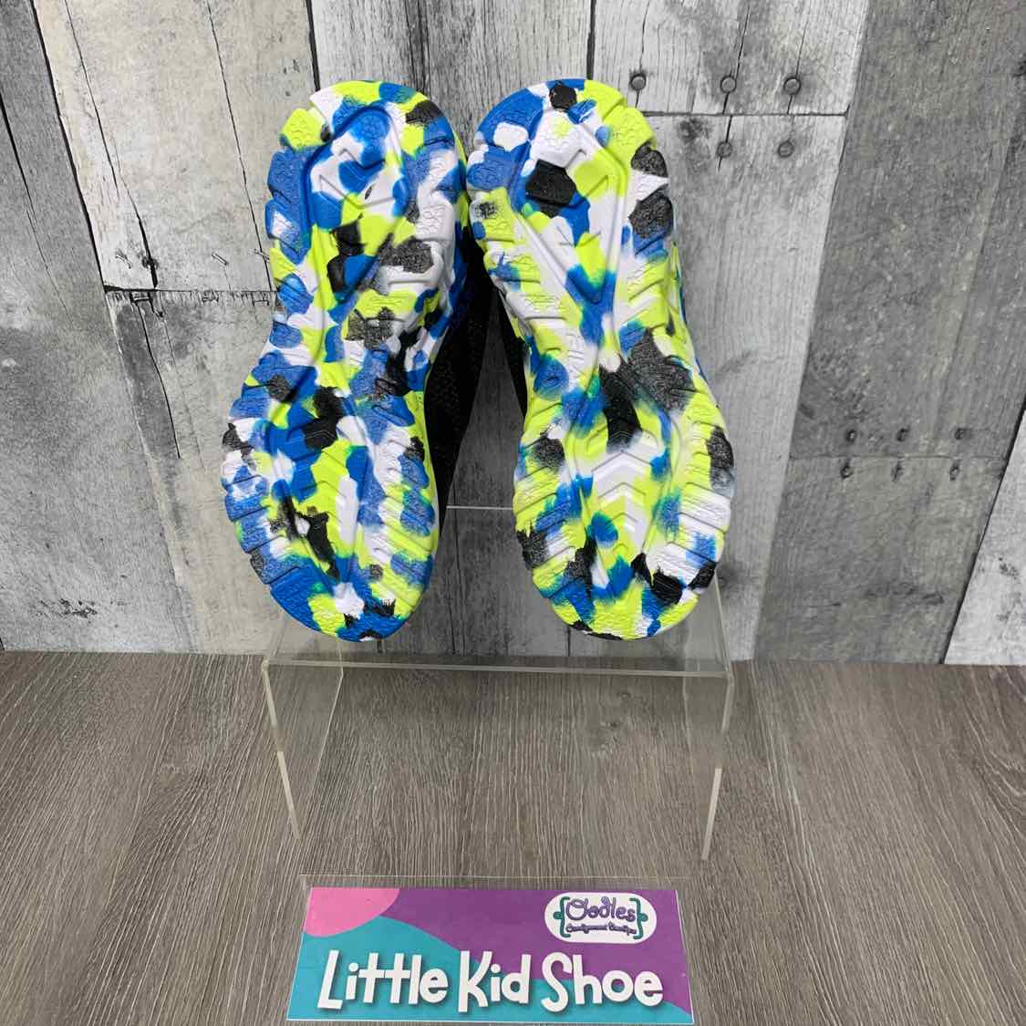 Size 11 Black/Blue Fila Sneakers