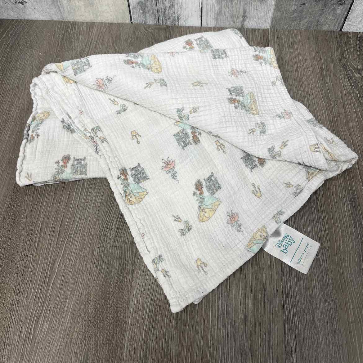 Aden + Anais White Print Princess Blanket