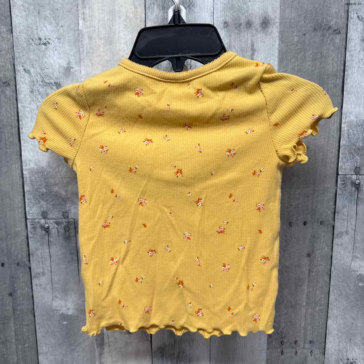 Size 4/5 Yellow Cat & Jack T Shirt