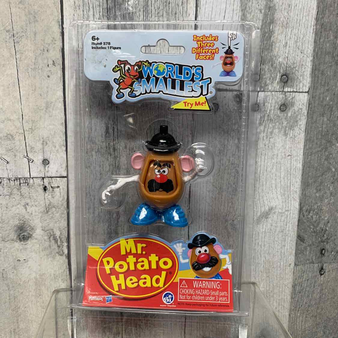 Generic Brown/Blue Misc Pretend Play