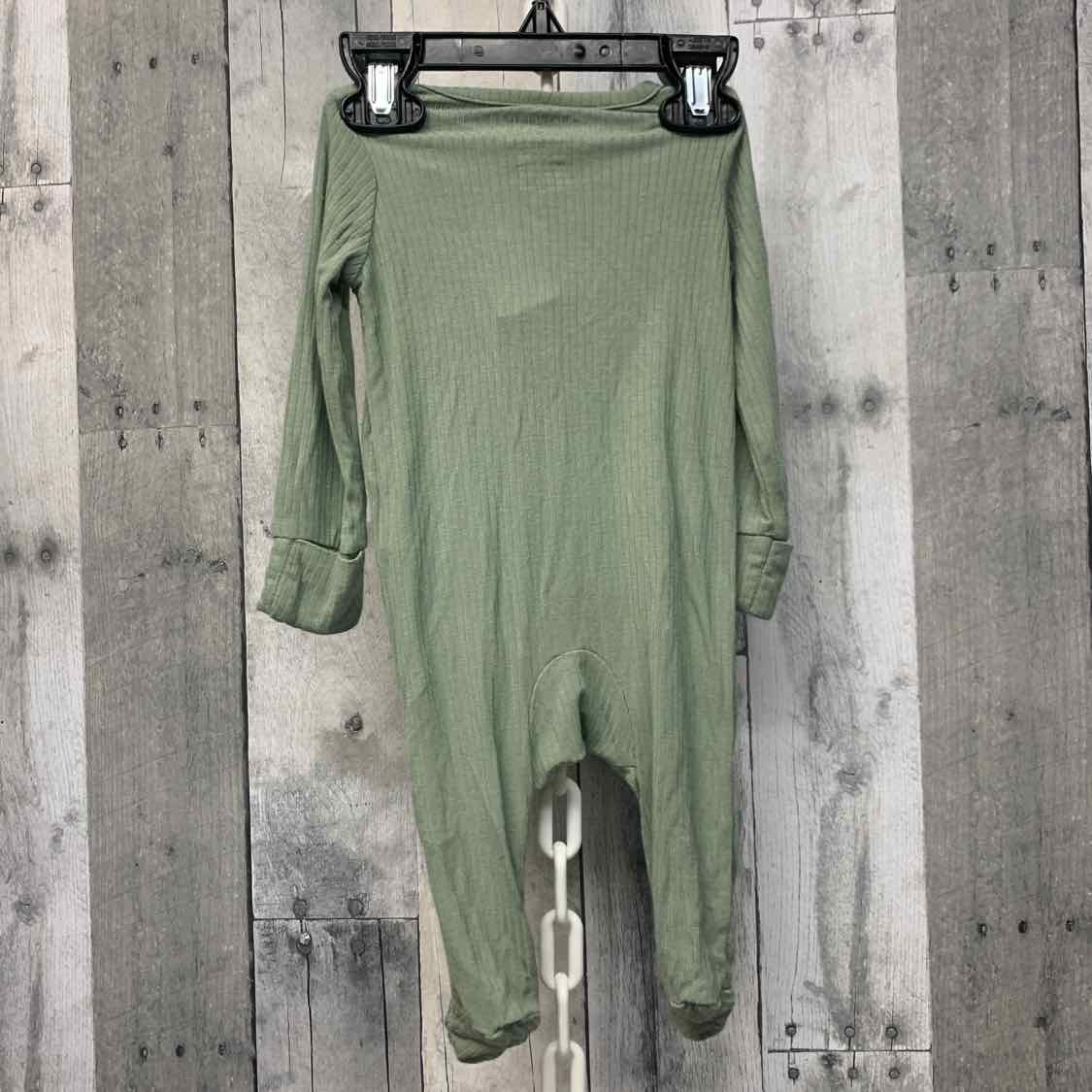 Size 3 Months Green Carter's Footy PJs - OodlesCB