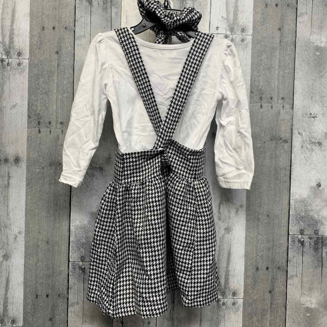 Size 4 White/Black Blueberi Boulevard Shirt/Skirt