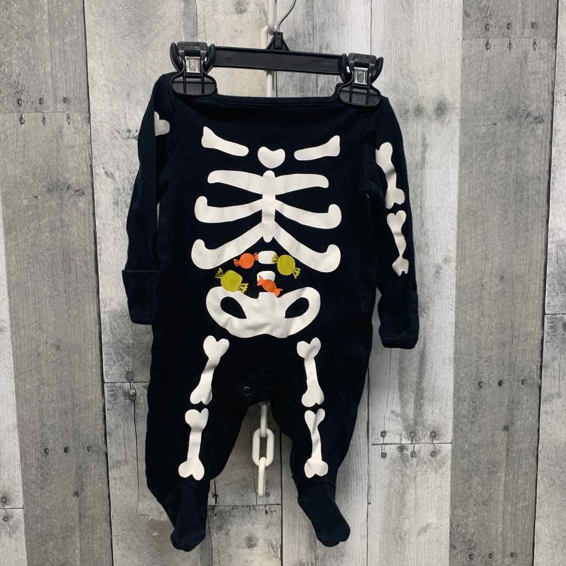 Size 3 Months Black Graphic Just One You Footy PJs