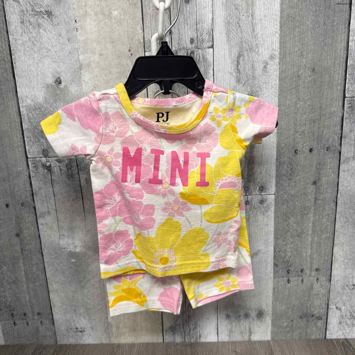 Size 3-6 Months White/Pink Children's Place 2pc PJs