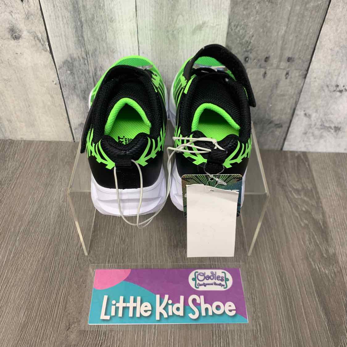 Size 11 Green/Black Skechers Sneakers